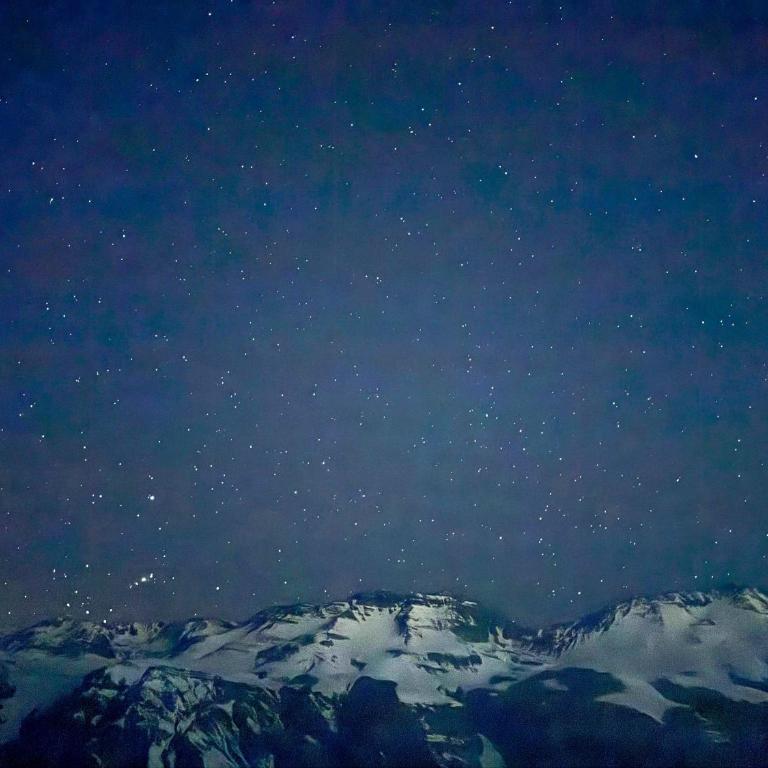 HOM Frente a la cordillera depto 7PAX Cerca de las Pista de SKY - Apartamento - 8