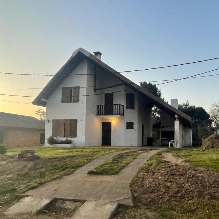 Very spacious house, a few blocks from the beach - Casa de 4 dormitorios - 7