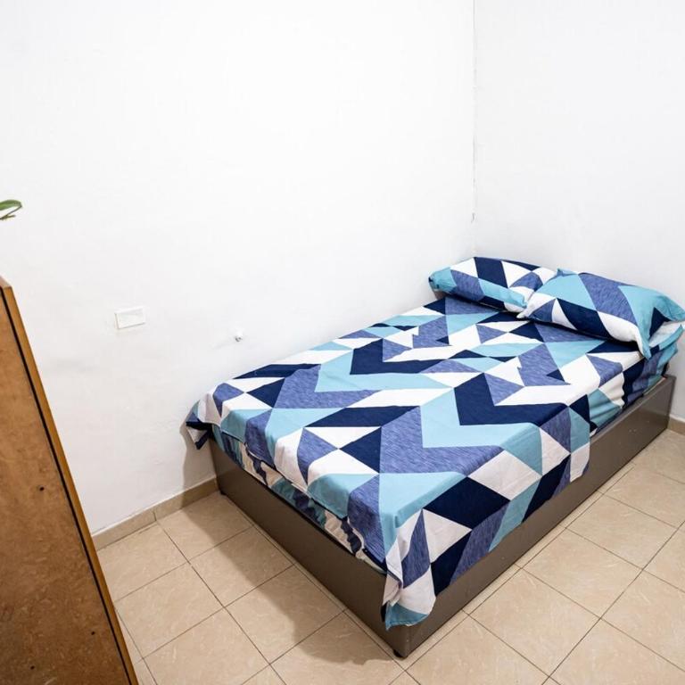 La Esquinita de Miraflores - Three-Bedroom Apartment - 2