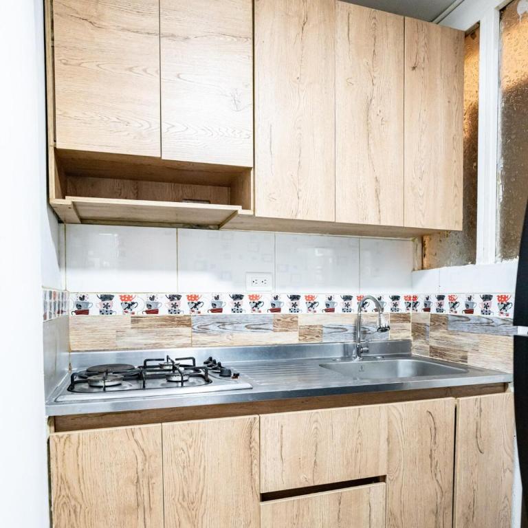 La Esquinita de Miraflores - Three-Bedroom Apartment - 15
