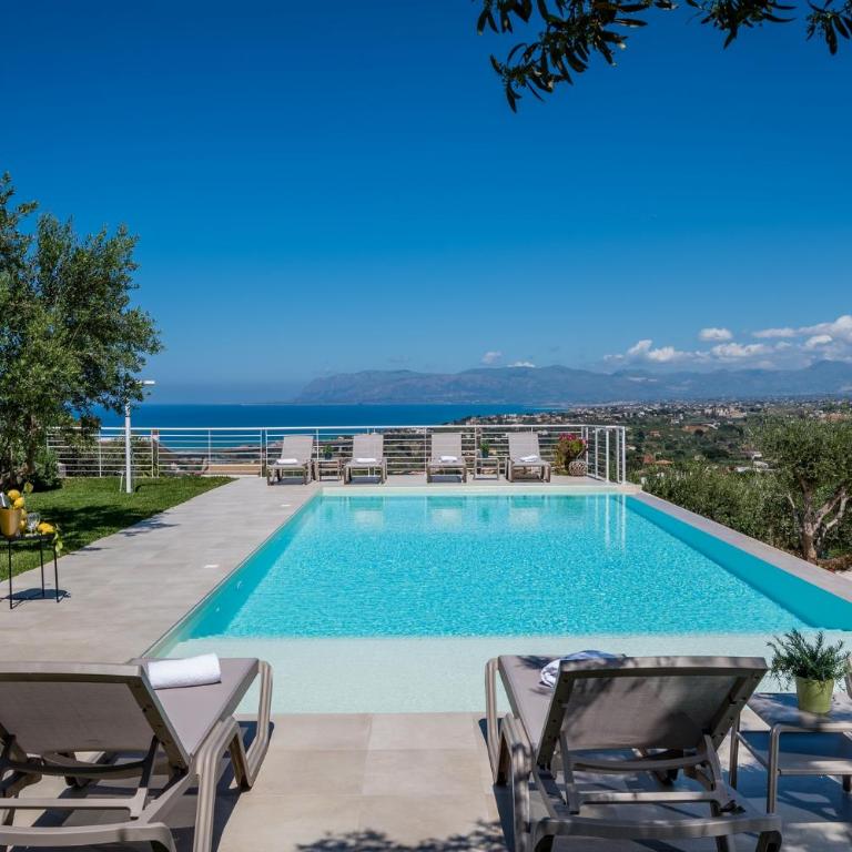 Villa Maria con piscina e vista mare 12 posti letto - Villa with Private Pool - 1