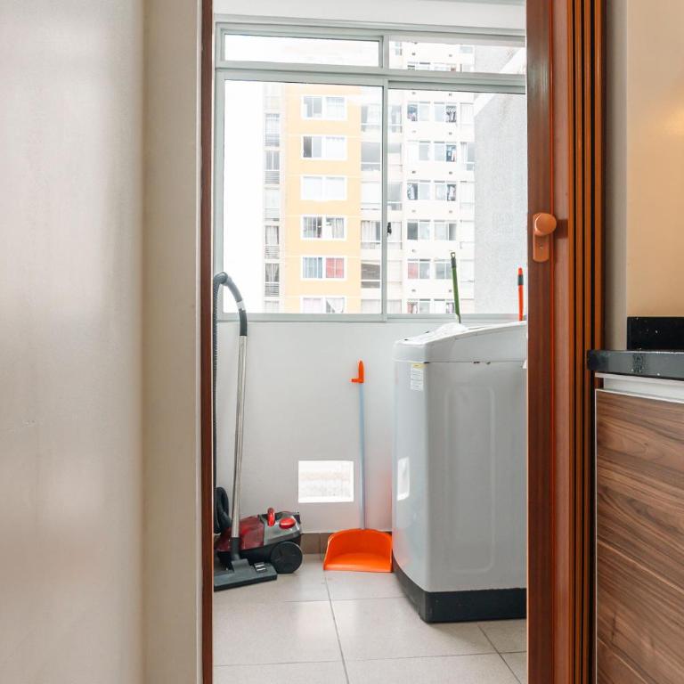 Flat Equipado Callao Cerca al Aeropueto Jorge Chávez 2 Dormitorios - Apartamento de 2 dormitorios - 12