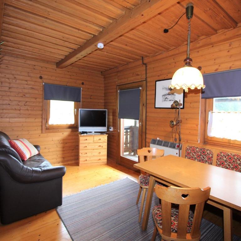 Characterful old farmhouse with 4 apartments in Fresach Carinthia with garden - Ferienhaus mit 6 Schlafzimmern - 21