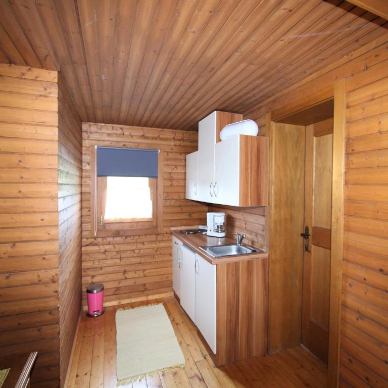 Characterful old farmhouse with 4 apartments in Fresach Carinthia with garden - Ferienhaus mit 6 Schlafzimmern - 20