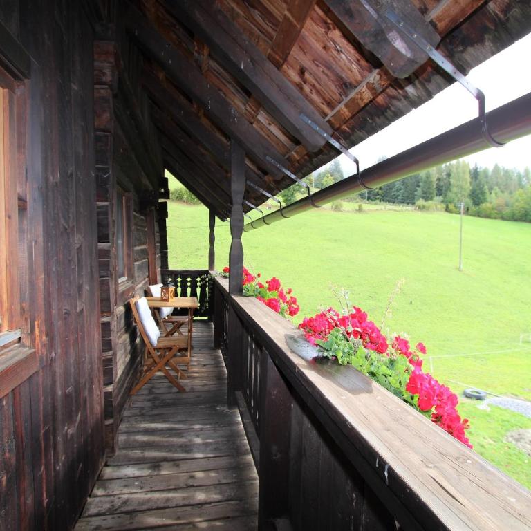 Characterful old farmhouse with 4 apartments in Fresach Carinthia with garden - Ferienhaus mit 2 Schlafzimmern - 17