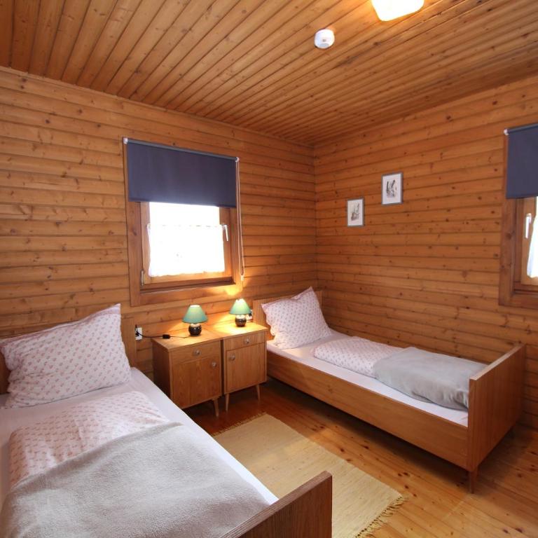 Characterful old farmhouse with 4 apartments in Fresach Carinthia with garden - Ferienhaus mit 6 Schlafzimmern - 13