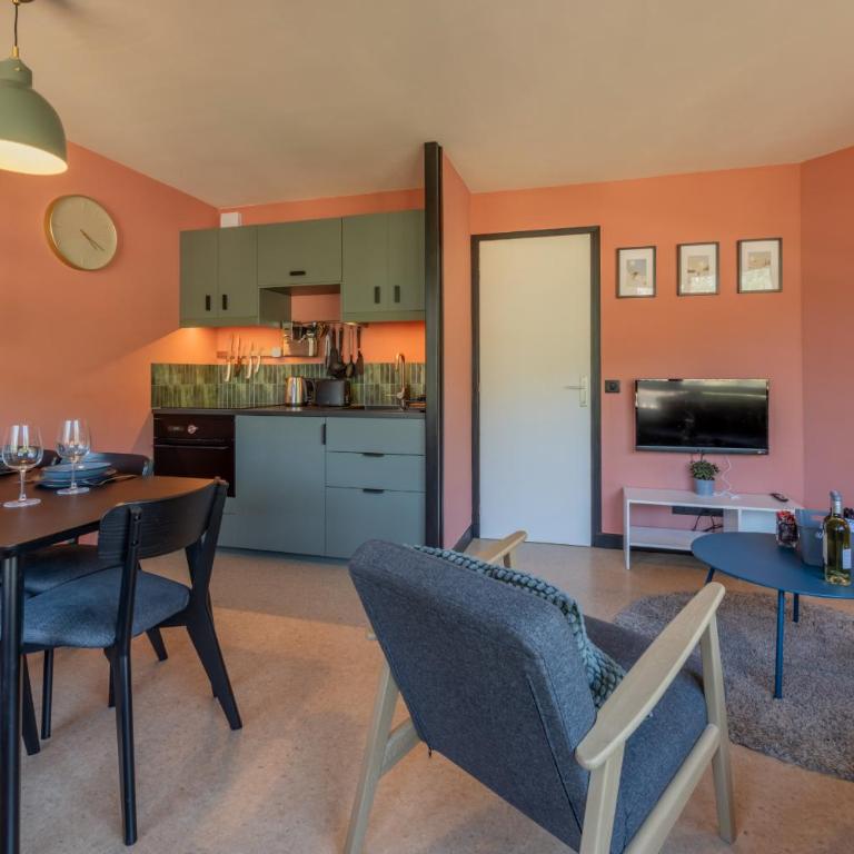 Mitoulets 3 41 Apartment - Snow and Trek - Morzine - Apartment mit 1 Schlafzimmer, Balkon und Bergblick - 12