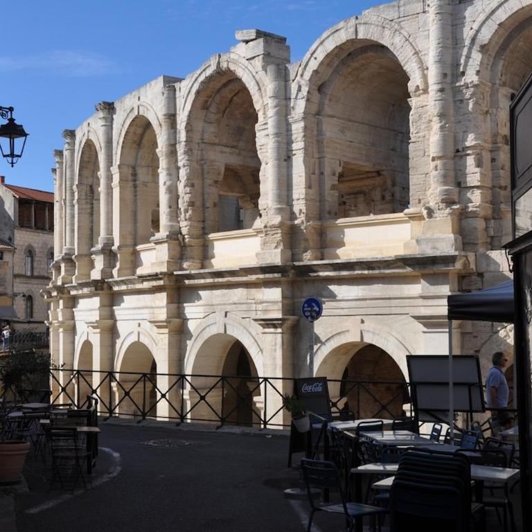 Holiday in Arles -Maison du Centre Historique - Maison 3 Chambres - 27
