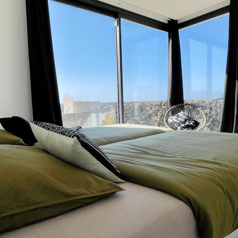 Casa Horizon Heated Pool Villa with Volcano Sunset Views, Lajares - Villa - 41