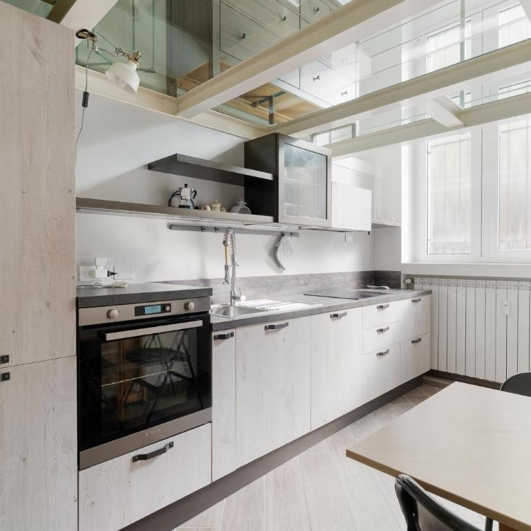 GuestHost - Comfortable Loft Apartment Città Studi - Appartamento con 1 Camera da Letto - 4