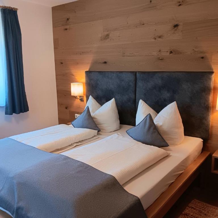 Lizzi Mountain Apartments - Apartamento Dúplex con balcón - 3