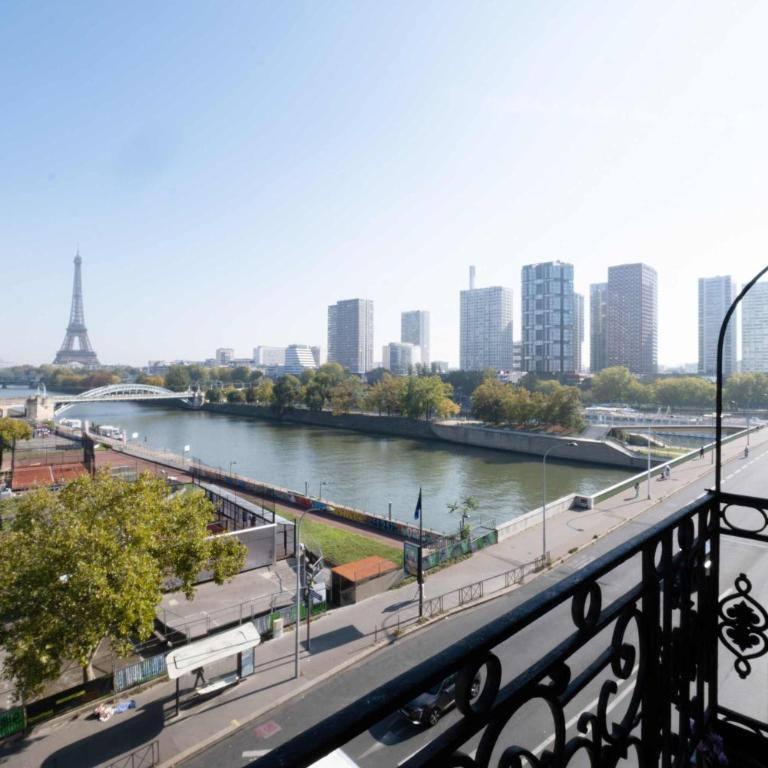 Luxury Flat Eiffel View 3BR 7 Guests - Appartement - 3