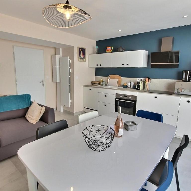 BASTION I Maison familiale atypique I Quartier Arago - Three-Bedroom House - 7