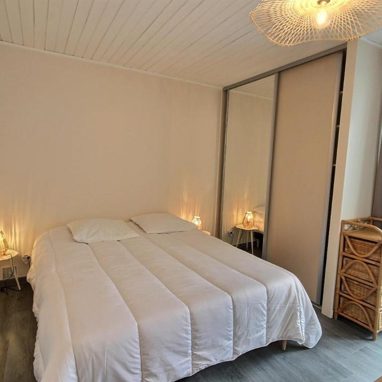 BASTION I Maison familiale atypique I Quartier Arago - Three-Bedroom House - 4