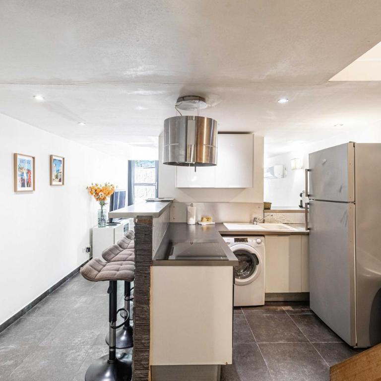 Modern Air-Conditioned Apt 2BR-8P - Cannes - Apartment mit 3 Schlafzimmern - 4