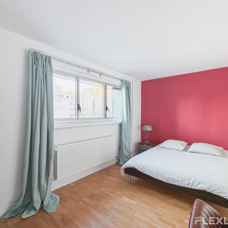 Charming bright one-bedroom flat with private balcony and shared swimming - Appartement - 1