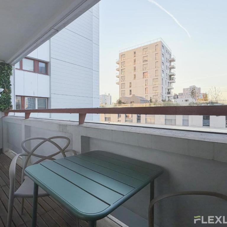 Charming bright one-bedroom flat with private balcony and shared swimming - Appartement - 19