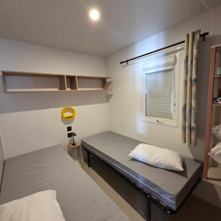 Mobil-Home Soleil et Détente, Camping Siblu Les Sables du Midi - Mobile Home - 2