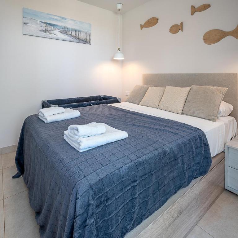 Casa Banderas garden level pool front apartment - Two-Bedroom Apartment with Pool View - 13