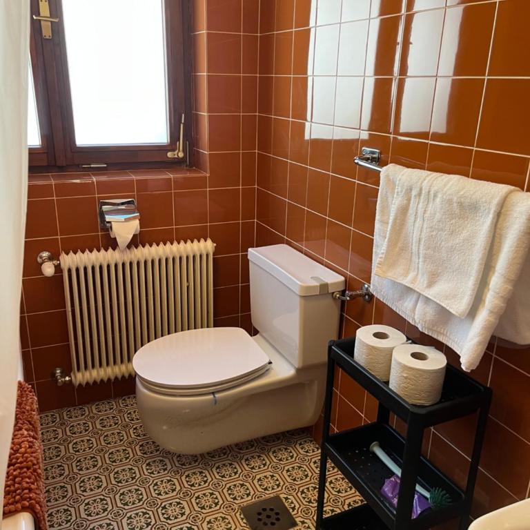 Landhaus Christina Alpbach - Zimmer mit Kingsize-Bett und Balkon - 7