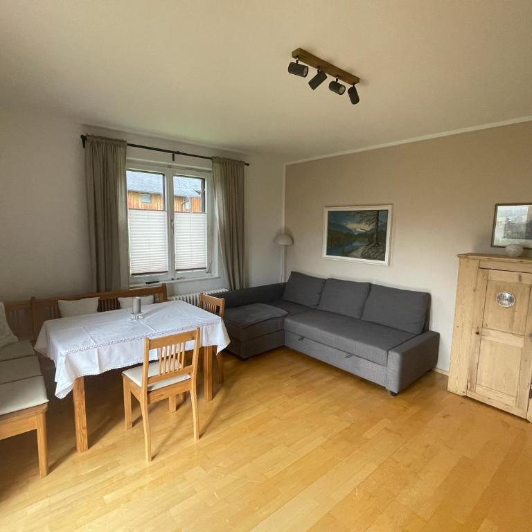 Ferienwohnung Elisabeth - Three-Bedroom Apartment with Balcony - 8