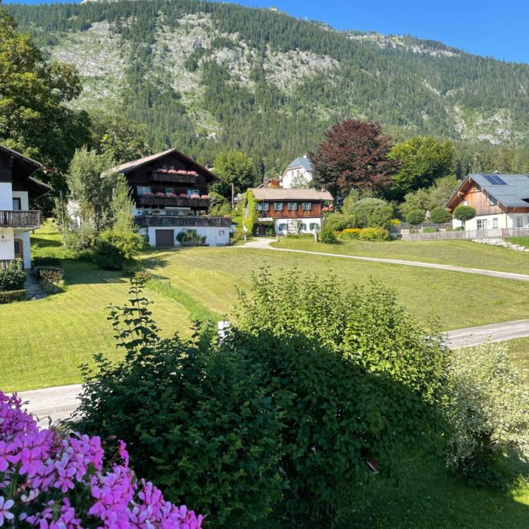 Ferienwohnung Elisabeth - Three-Bedroom Apartment with Balcony - 11
