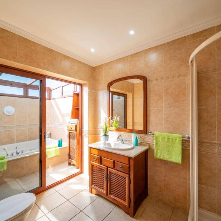 Villa Elly by Villa Plus - Villa - 6