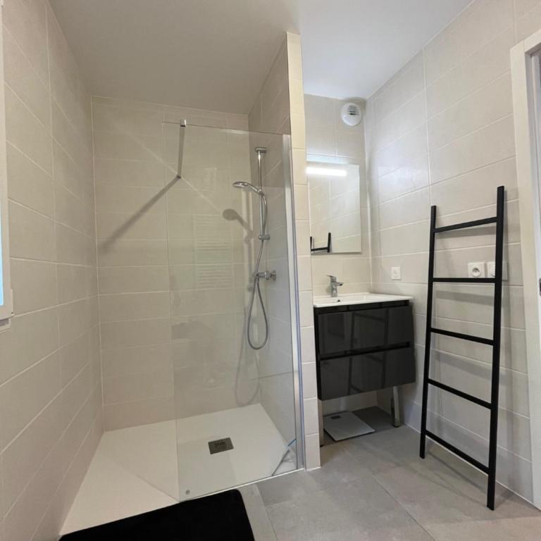 Tres bel appartement vue mer la turbie - Appartement 1 Chambre - 9