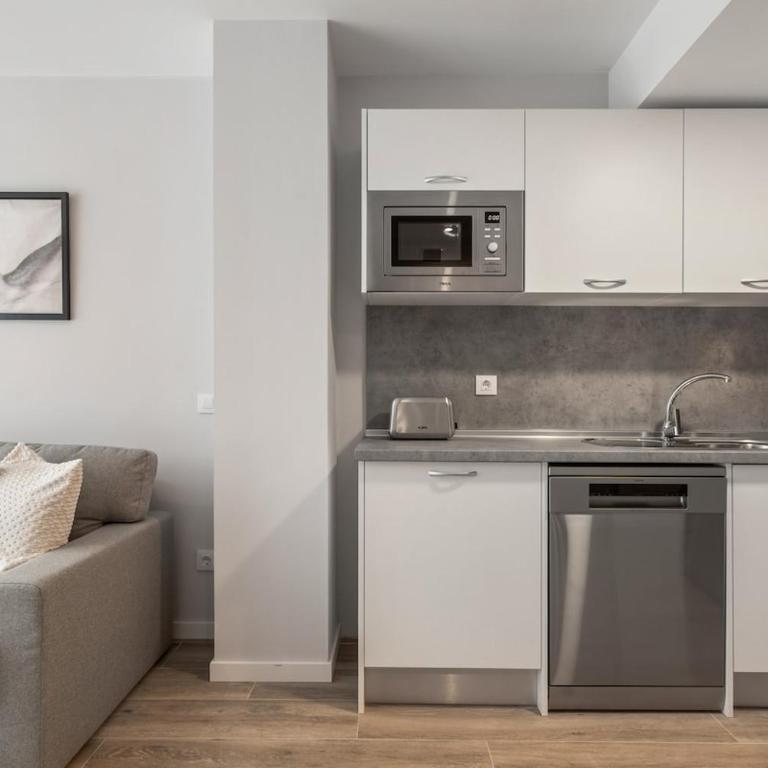 Accessible flat near the Toledo Bridge - 4B - One-Bedroom Apartment - 18