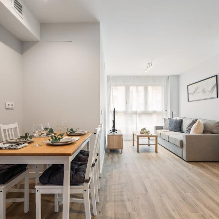 Accessible flat near the Toledo Bridge - 4B - One-Bedroom Apartment - 34
