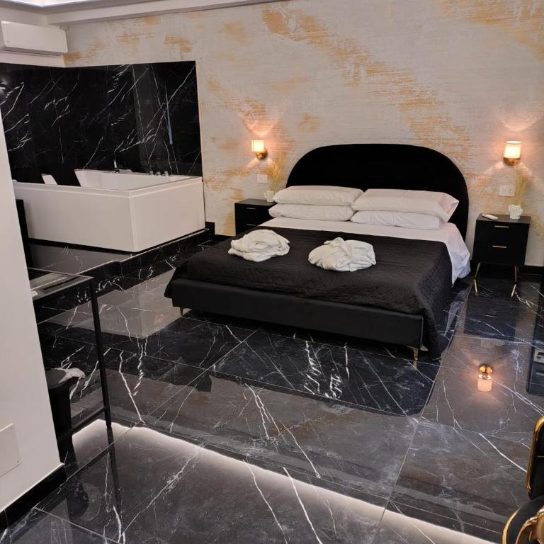 Perla Sicula - Deluxe Suite with Spa Bath - 11
