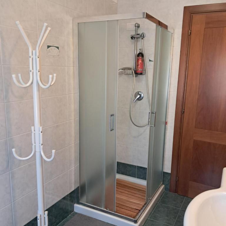 Tolle Economy Stay - Camera Matrimoniale/Doppia con Letti Singoli con Bagno in Comune - 16