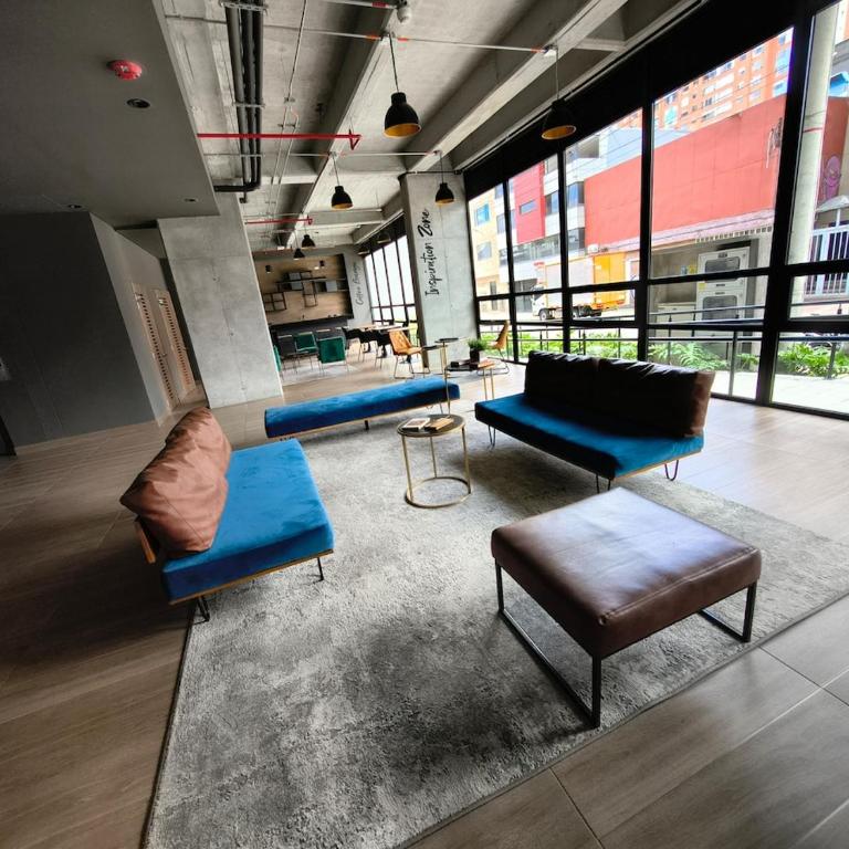 Modern, automated loft with an excellent location - Apartamento de 1 dormitorio - 42