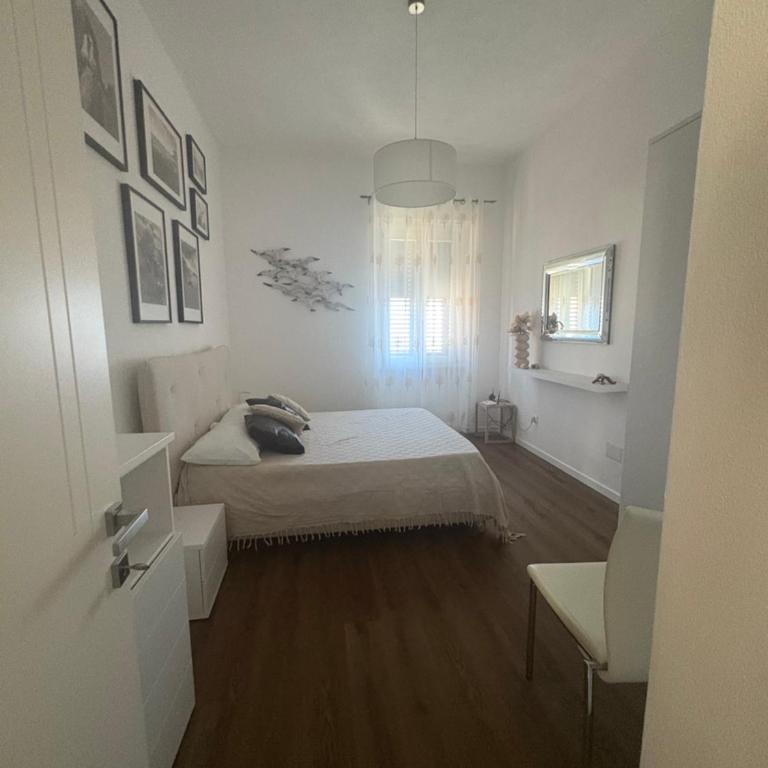 Appartamento incantevole La Maddalena vista mare CODICE IUN Q5459 - Appartamento con 2 Camere da Letto - 5