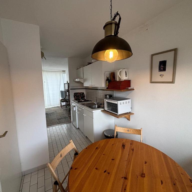 Duplex 4 pers Entre-Mer et Marché et place de parking - Apartment mit 2 Schlafzimmern - 4
