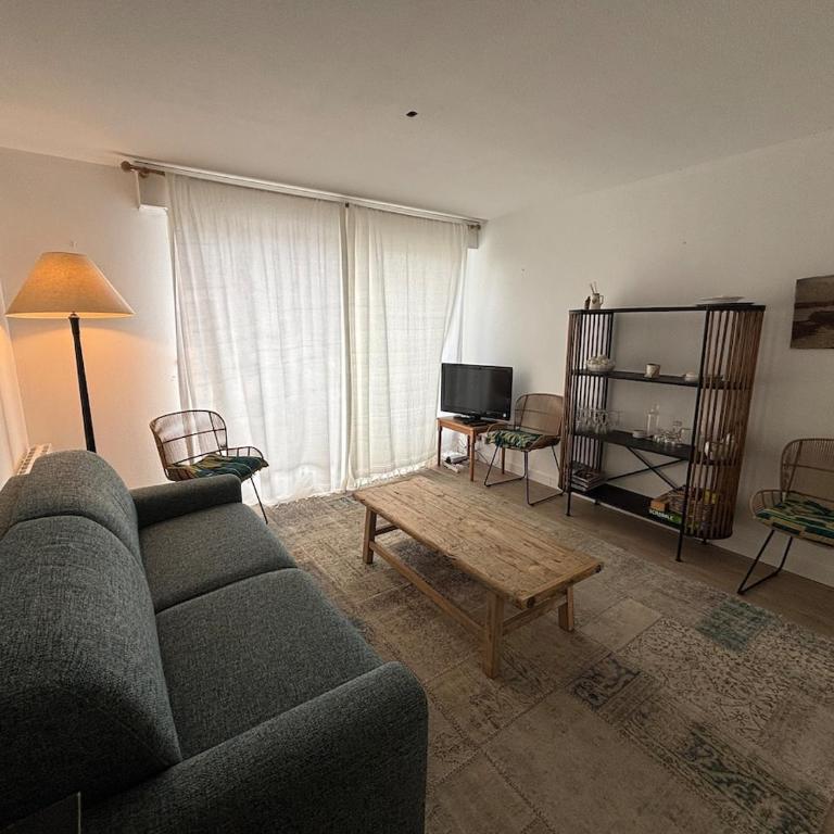 Duplex 4 pers Entre-Mer et Marché et place de parking - Apartment mit 2 Schlafzimmern - 2
