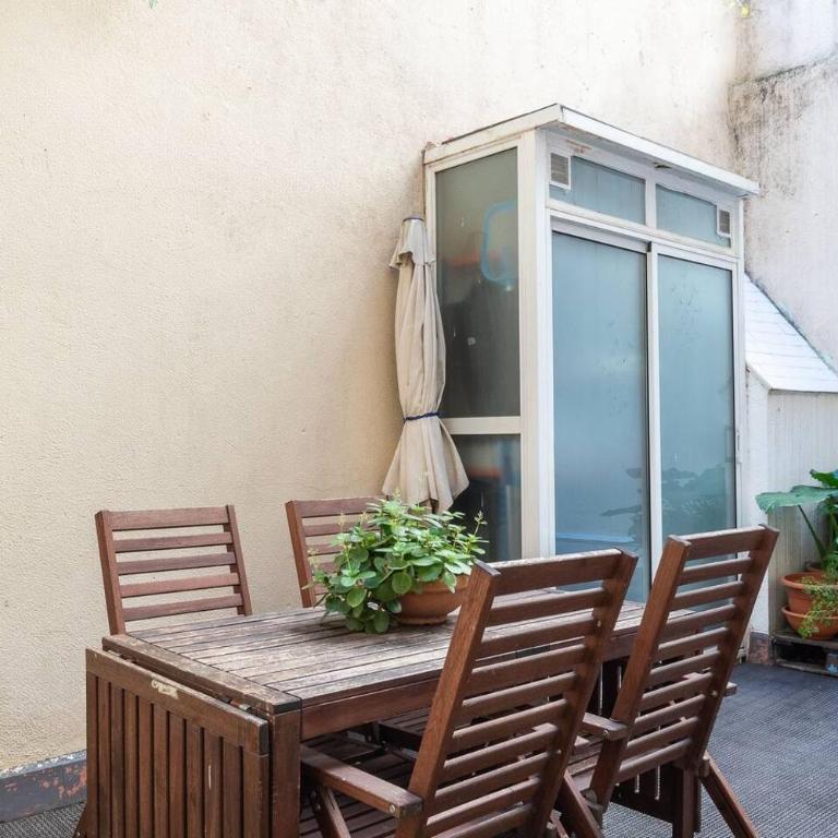 Homenfun Barcelona Los Bunkers - Three-Bedroom Apartment - 3