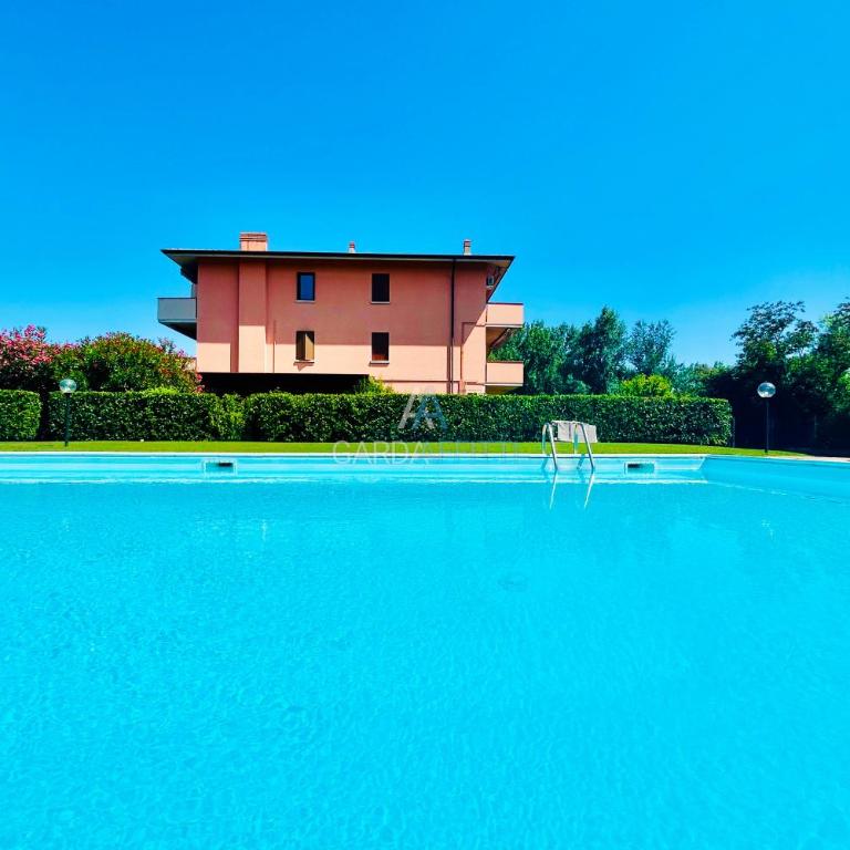 Giove Apartment - piscina e natura a Sirmione - Appartamento con 1 Camera da Letto e Terrazza - 1