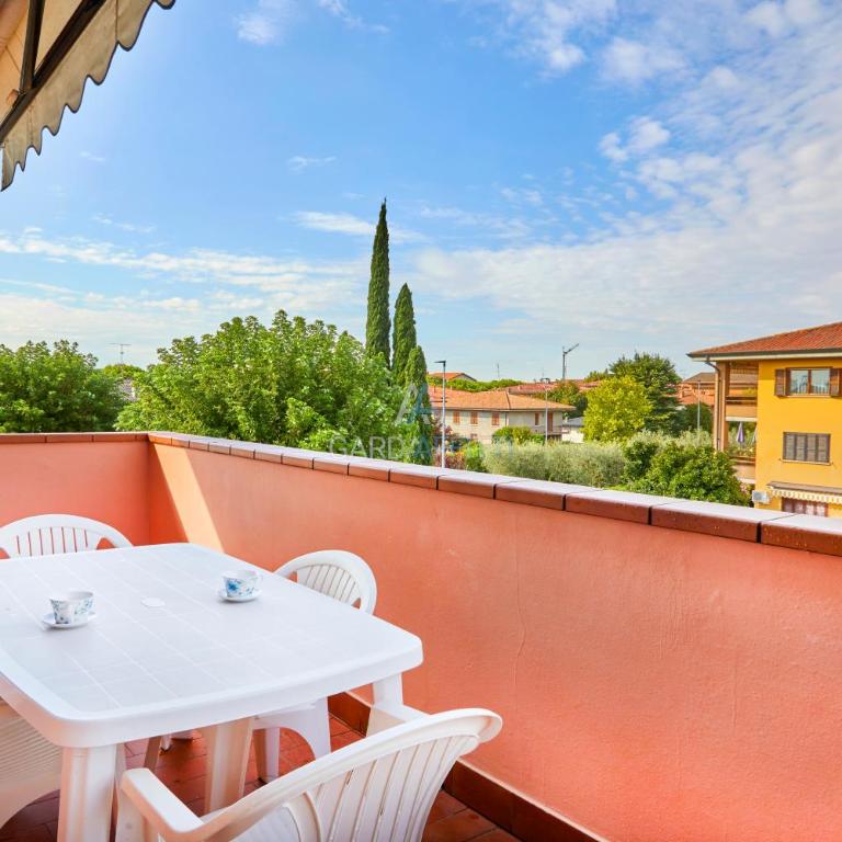 Giove Apartment - piscina e natura a Sirmione - Appartamento con 1 Camera da Letto e Terrazza - 9