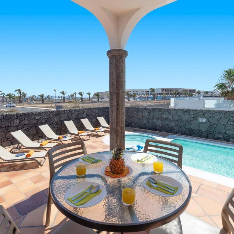 Villa Emerita by Villa Plus - Villa - 6