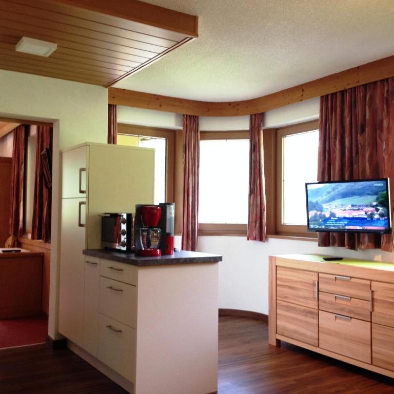Haus Windegg - Apartment mit 1 Schlafzimmer und Balkon - 4
