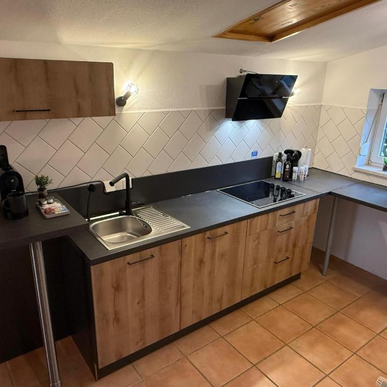 Alpen-Oase - Gemütliche FEWO mit Terrasse - Apartment mit 1 Schlafzimmer - 16
