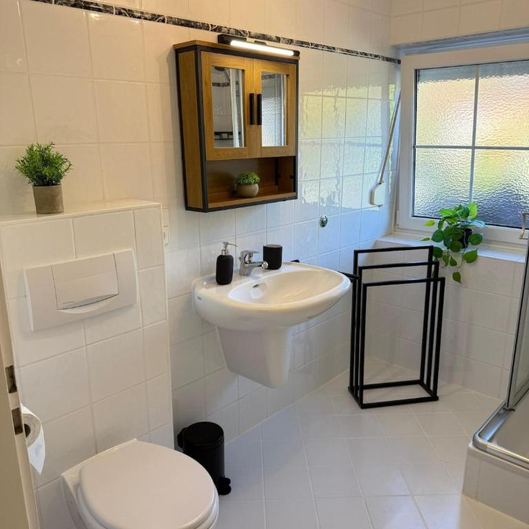 Alpen-Oase - Gemütliche FEWO mit Terrasse - Apartment mit 1 Schlafzimmer - 30