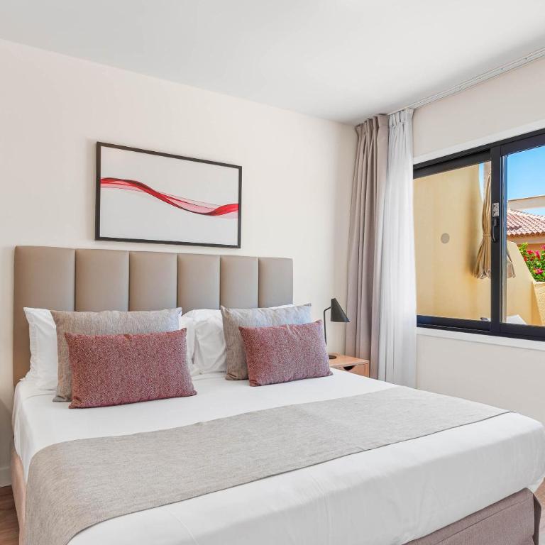 Ramada Residences by Wyndham Costa Adeje - Apartamento Superior de 1 dormitorio con vistas al mar - 10