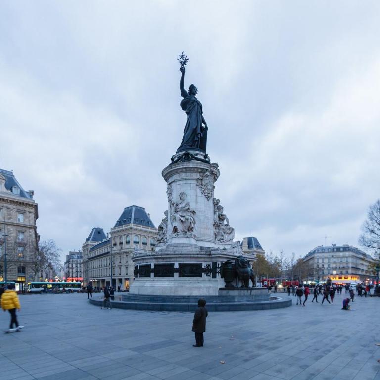 TBS 340 - Superb apartment in Paris 10 - Apartamento de 1 dormitorio - 19