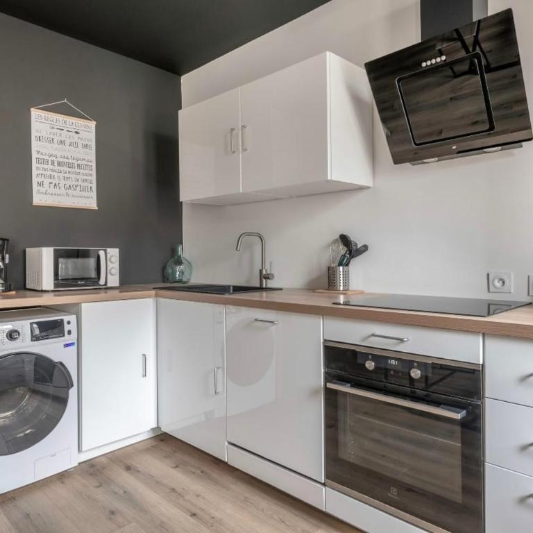 T3 centre ville 70 m2 avec terrasse - Appartement 2 Chambres - 7