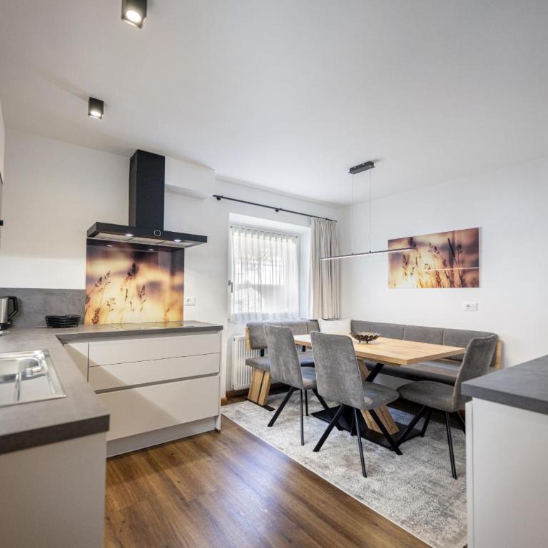 Pivan Apartments - Appartamento con Vista e Balcone - 6