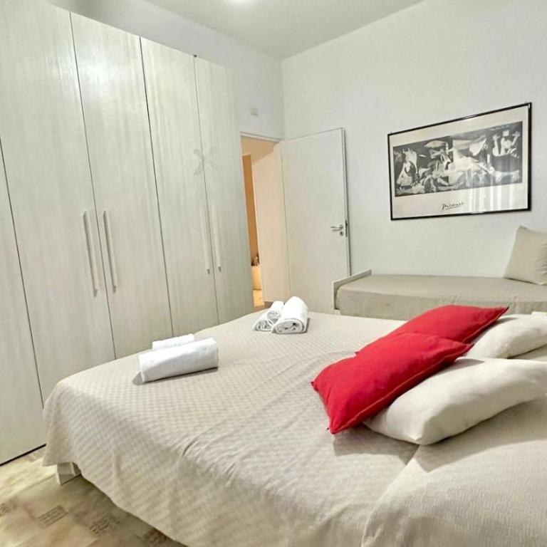 Villa Lucia - Private Salt Pool - 200m Beach - Family Friendly - Casa con 3 Camere da Letto - 50