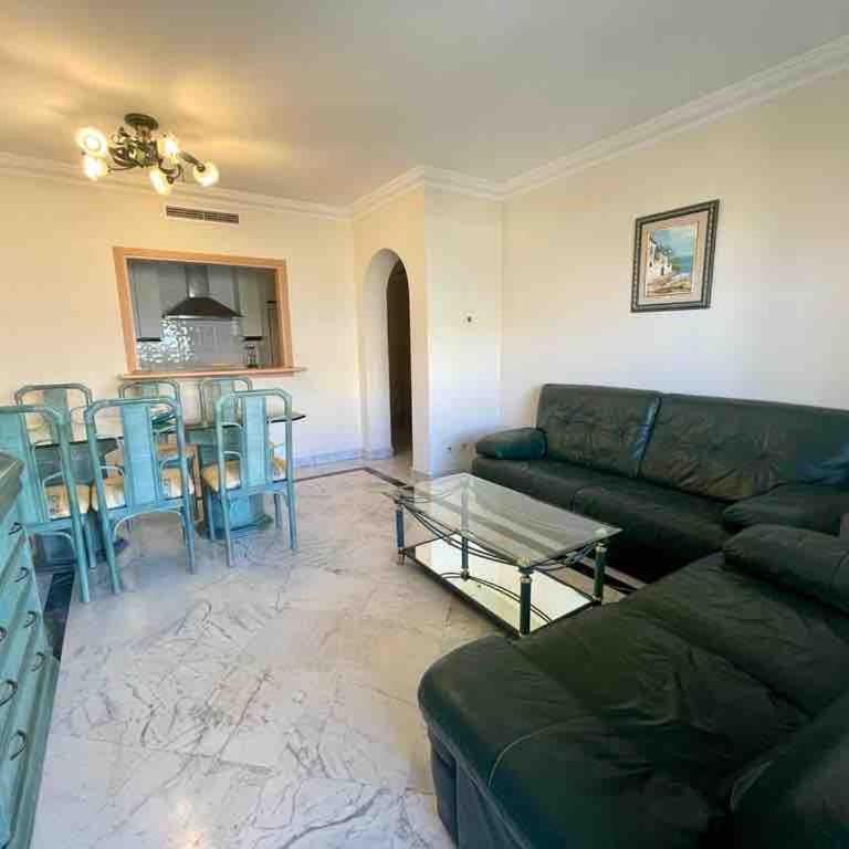 Marina Banus in Puerto Banus 2 bedrooms Pool Parking I - Apartamento de 2 dormitorios - 23