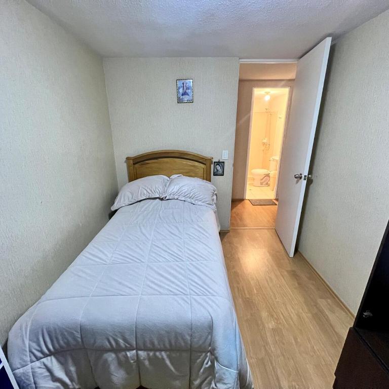 Modern apartment in Arequipa - Three-Bedroom Apartment with Balcony - 9
